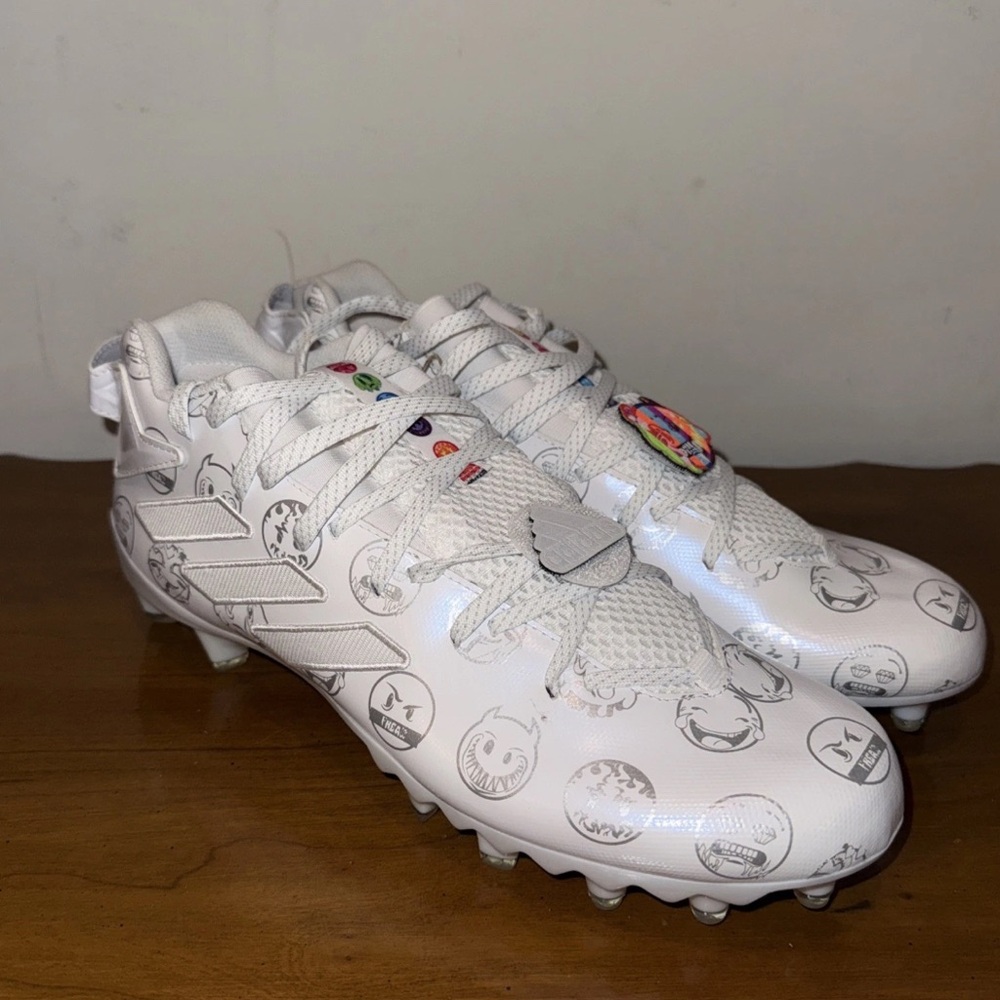 NEW Adidas Freak 22 Big Mood Football Cleats White Silver GX7983 Men's Size 9